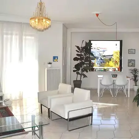 ARTY HOME 110τμ ΜΕ ΠΑΡΚΙΝΓΚ Apartmán Tríkala