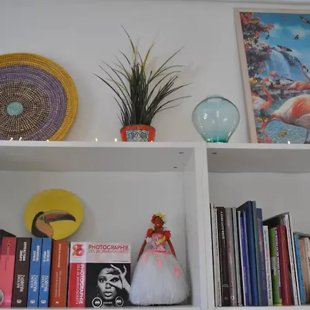 Arty Home 110Τμ Με Παρκινγκ Apartamento