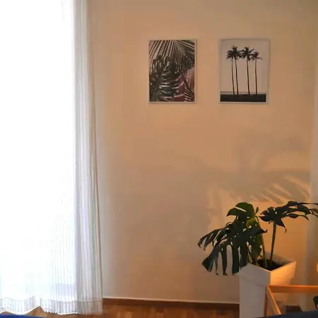 Arty 110τμ με παρκινγκ Apartament Tríkala